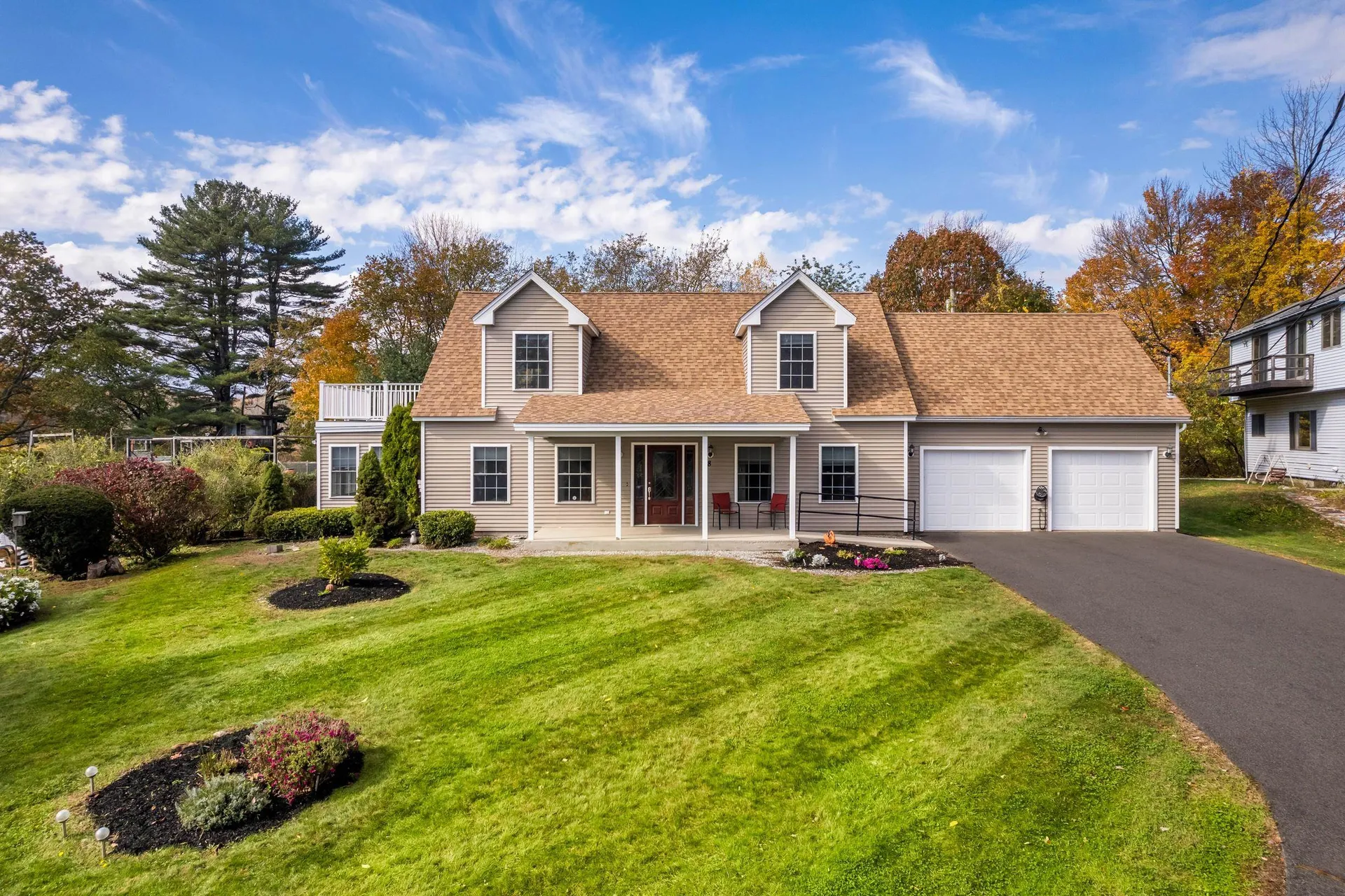 8 Desmond Lane York ME 03909-1241