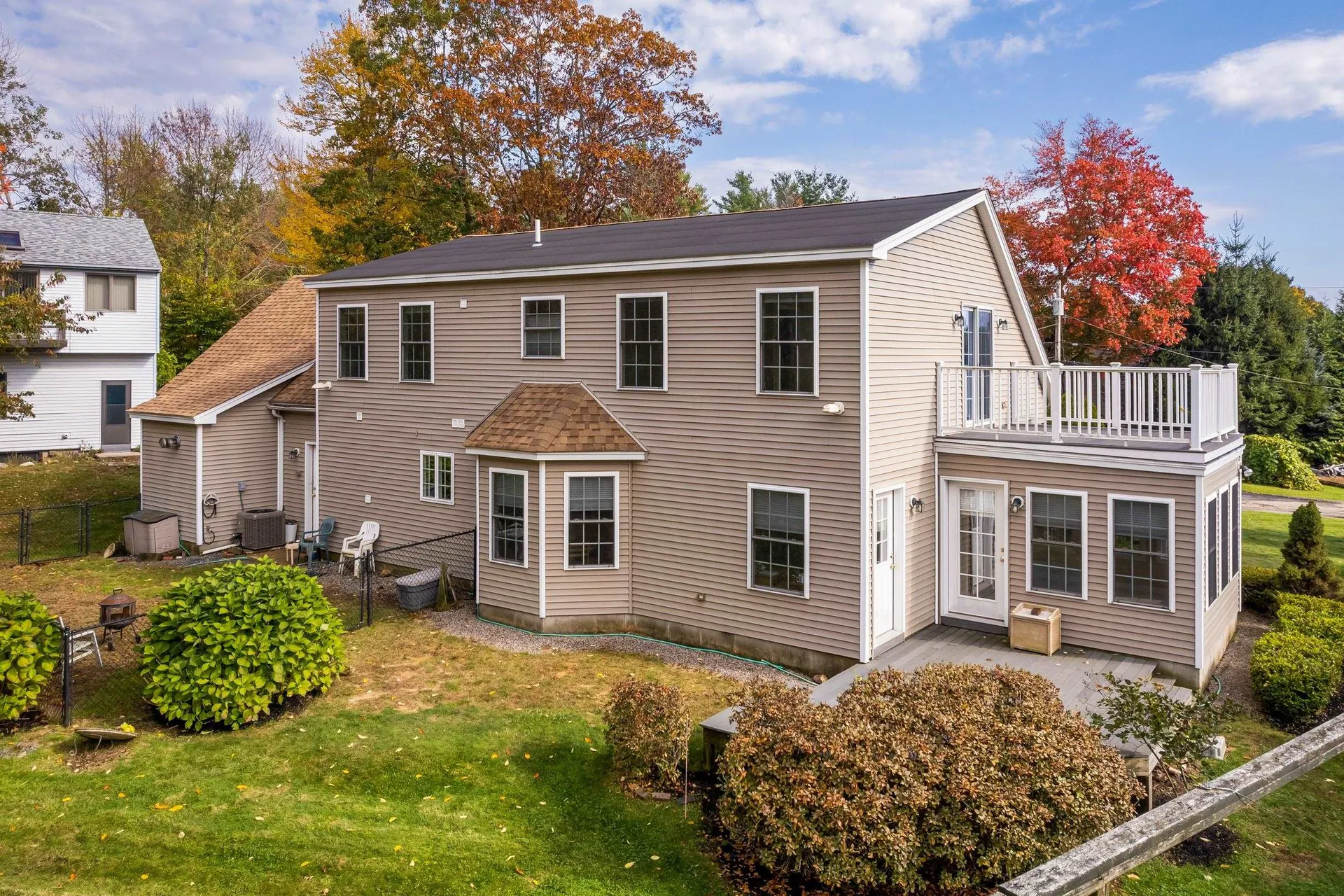 8 Desmond Lane York ME 03909-1241