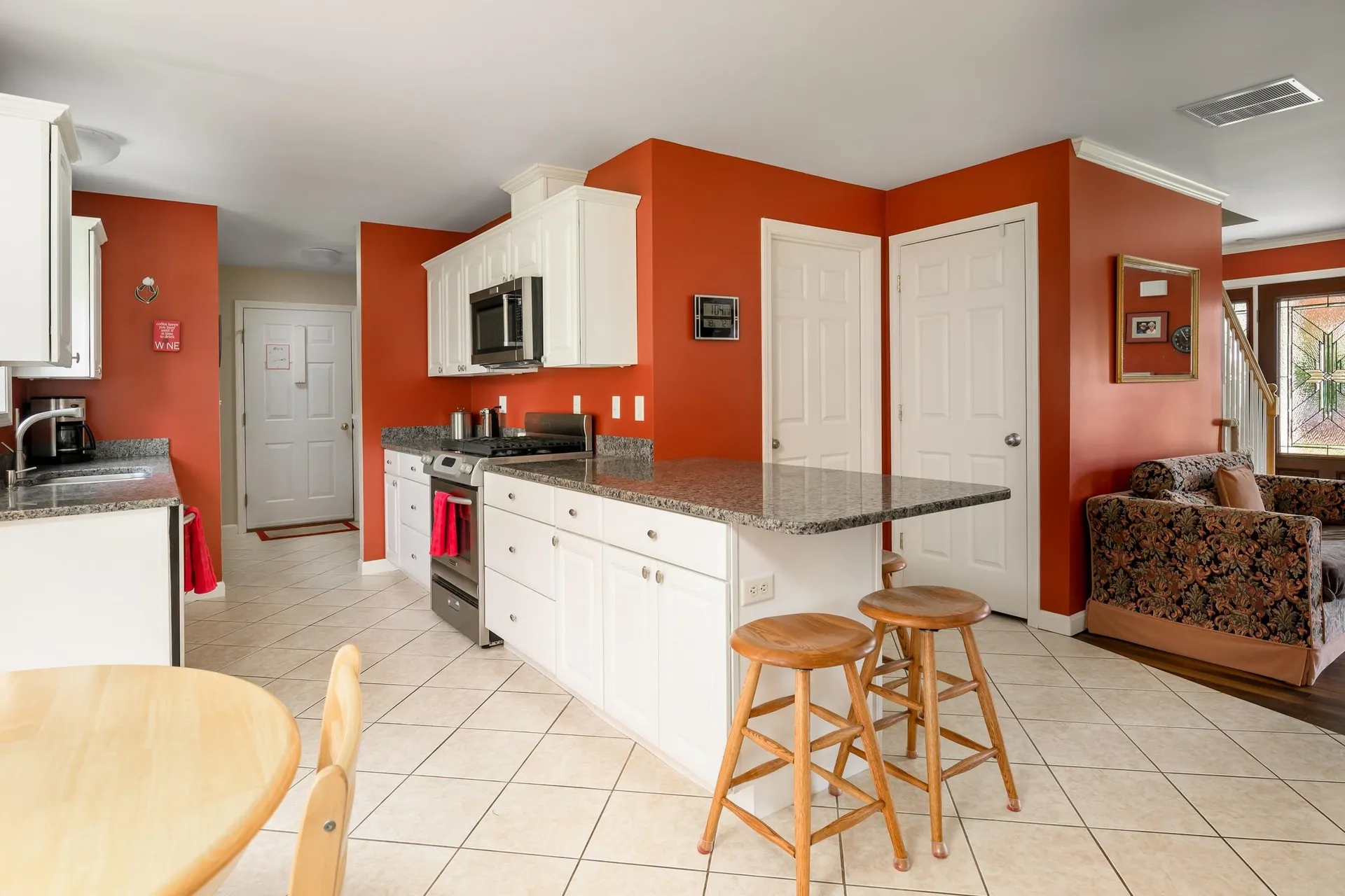 8 Desmond Lane York ME 03909-1241