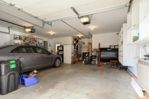 8 Desmond Lane York ME 03909-1241