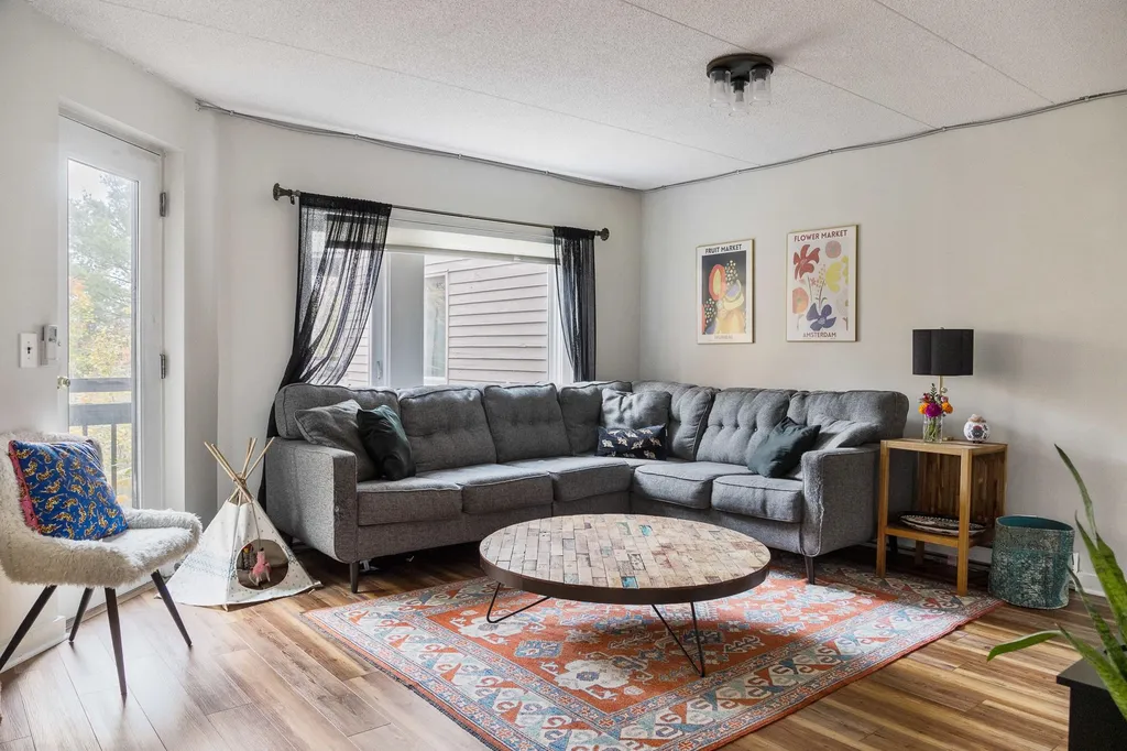 54 East Redrock Drive Burlington VT 05401