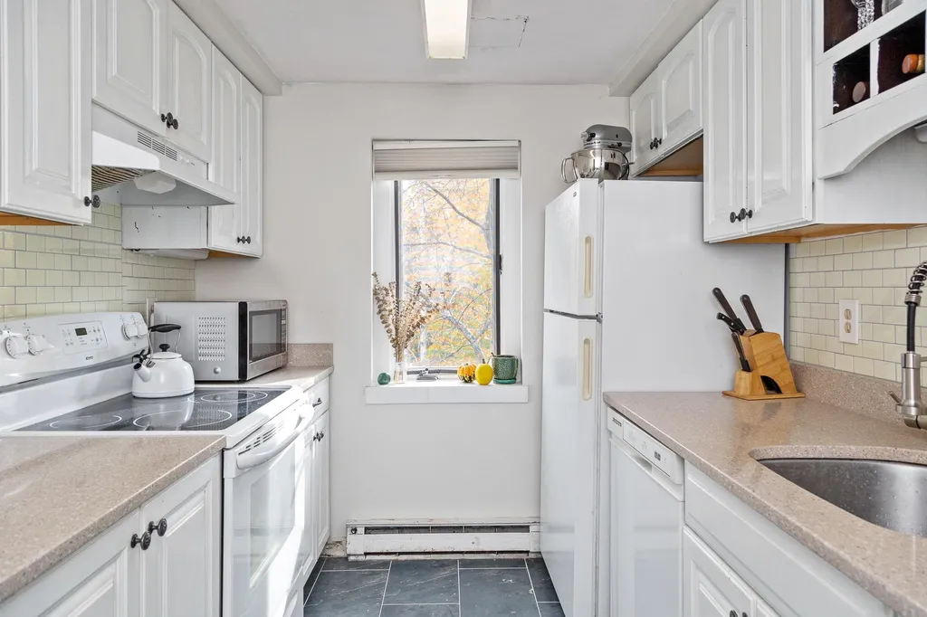 54 East Redrock Drive Burlington VT 05401