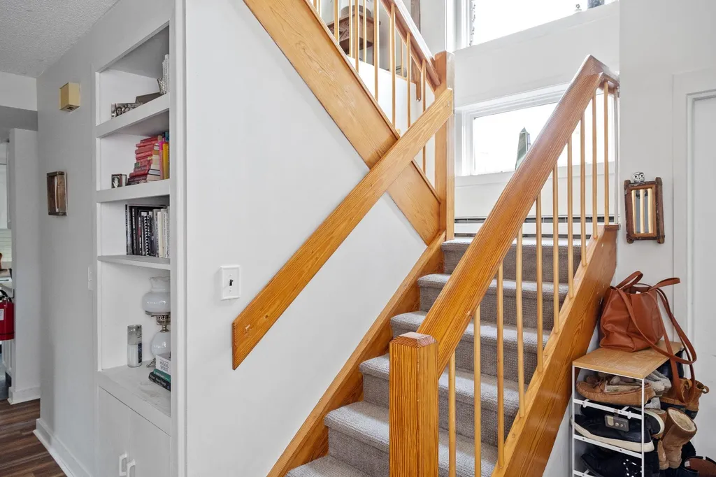 54 East Redrock Drive Burlington VT 05401