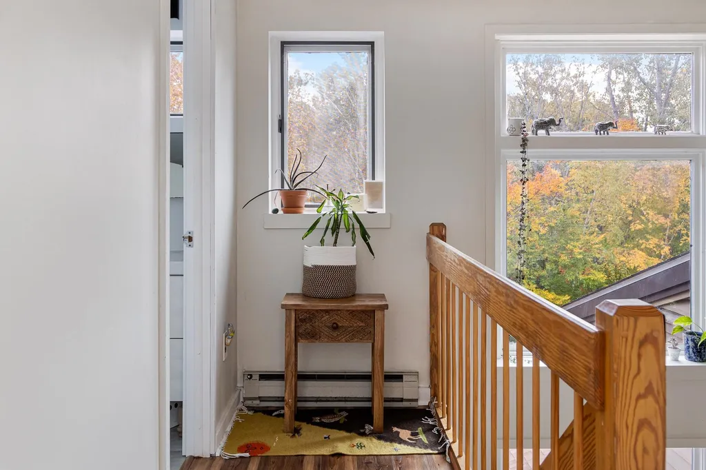 54 East Redrock Drive Burlington VT 05401