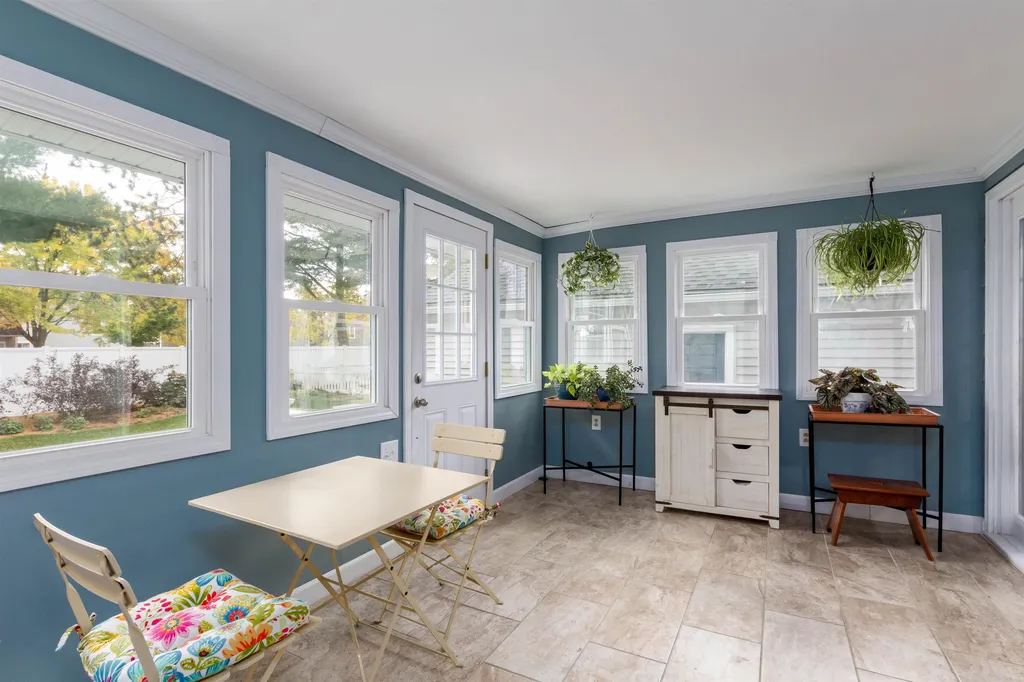 17 Westward Drive Burlington VT 05408