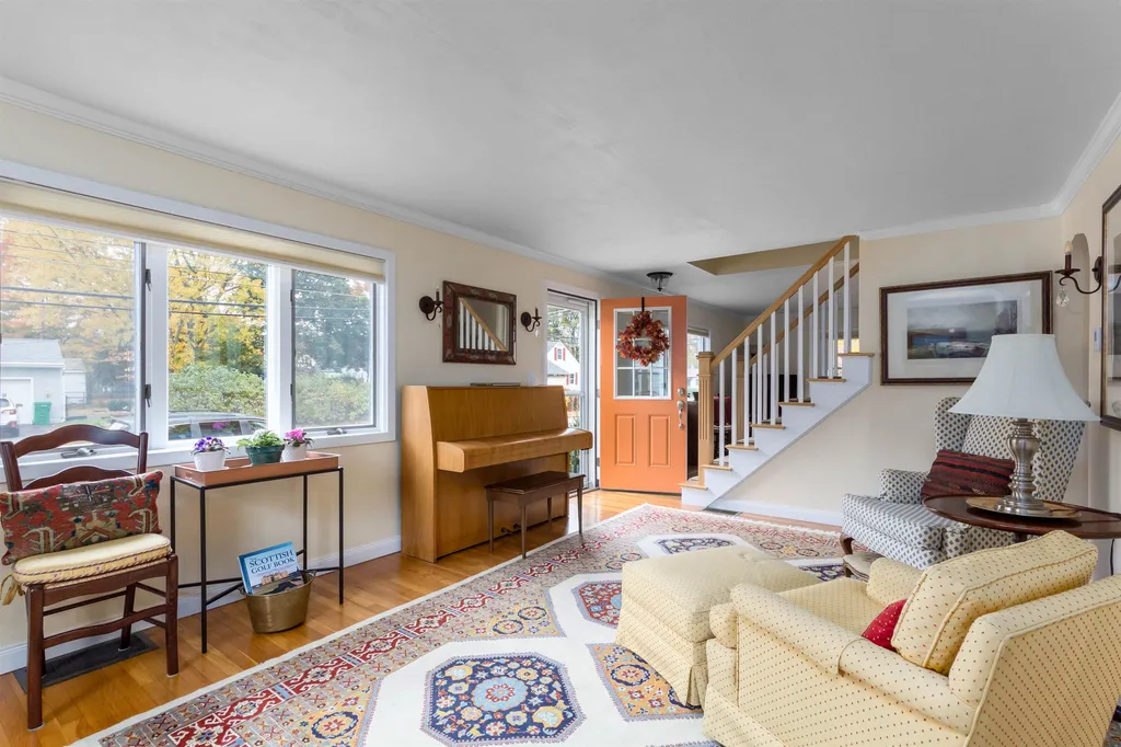 17 Westward Drive Burlington VT 05408