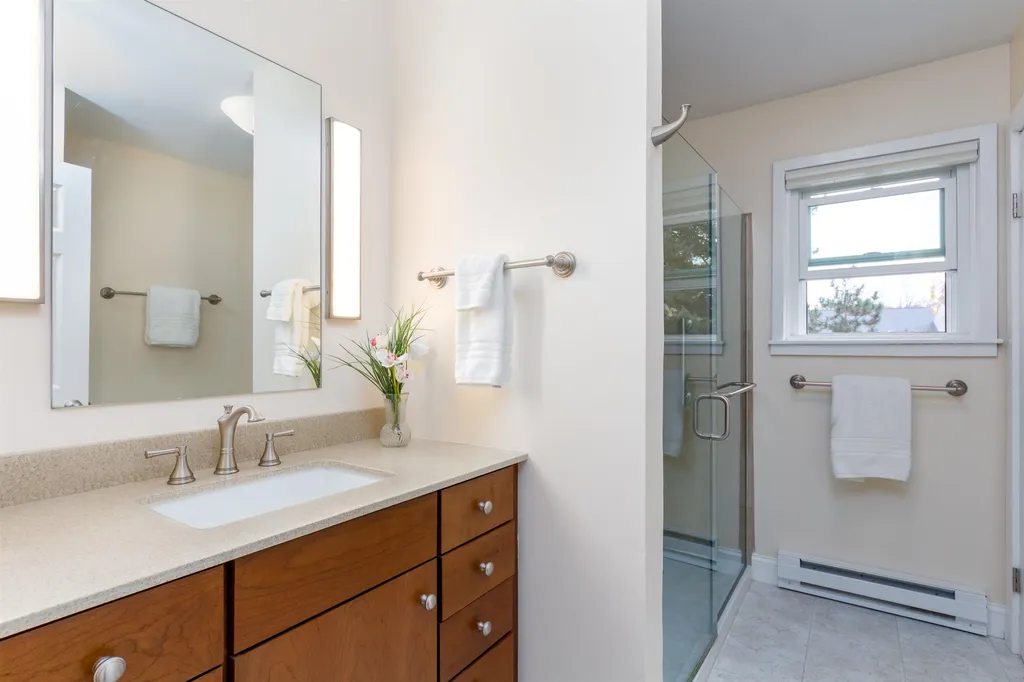 17 Westward Drive Burlington VT 05408