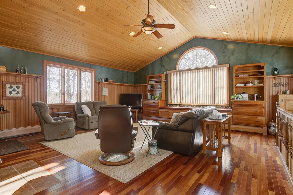779 Center Street Wolfeboro NH 03894