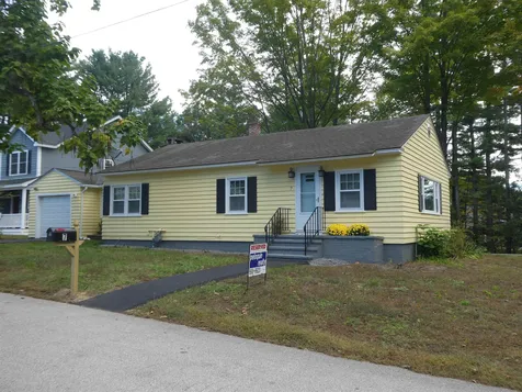 7 Clement Street Manchester NH 03102