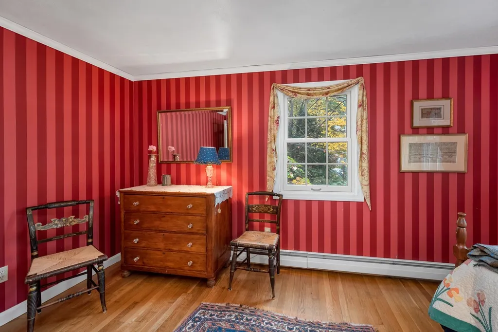 13 Woodridge Road Durham NH 03824