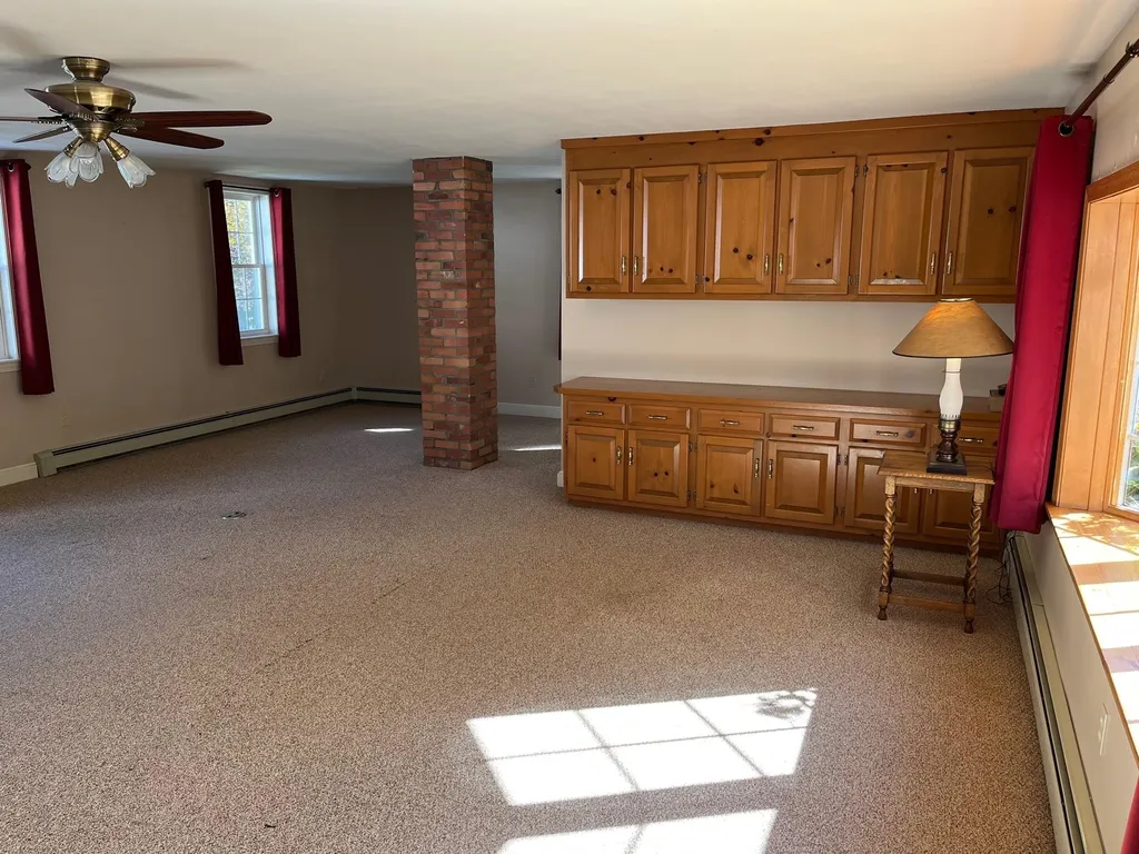 42 Mill Road North Hampton NH 03862