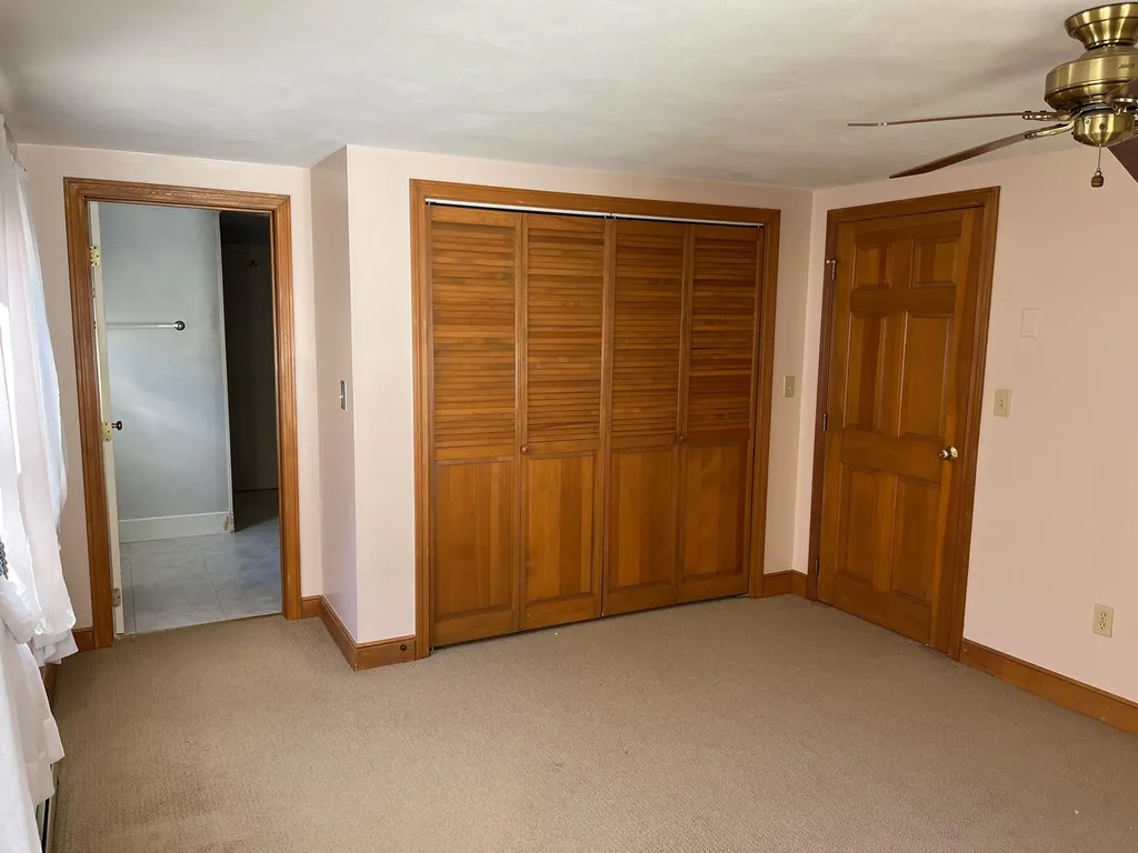 42 Mill Road North Hampton NH 03862