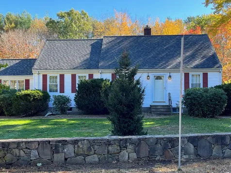 42 Mill Road North Hampton NH 03862