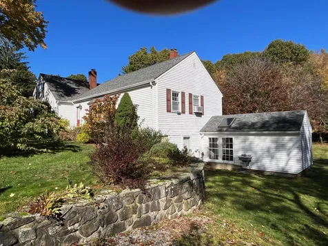 42 Mill Road North Hampton NH 03862