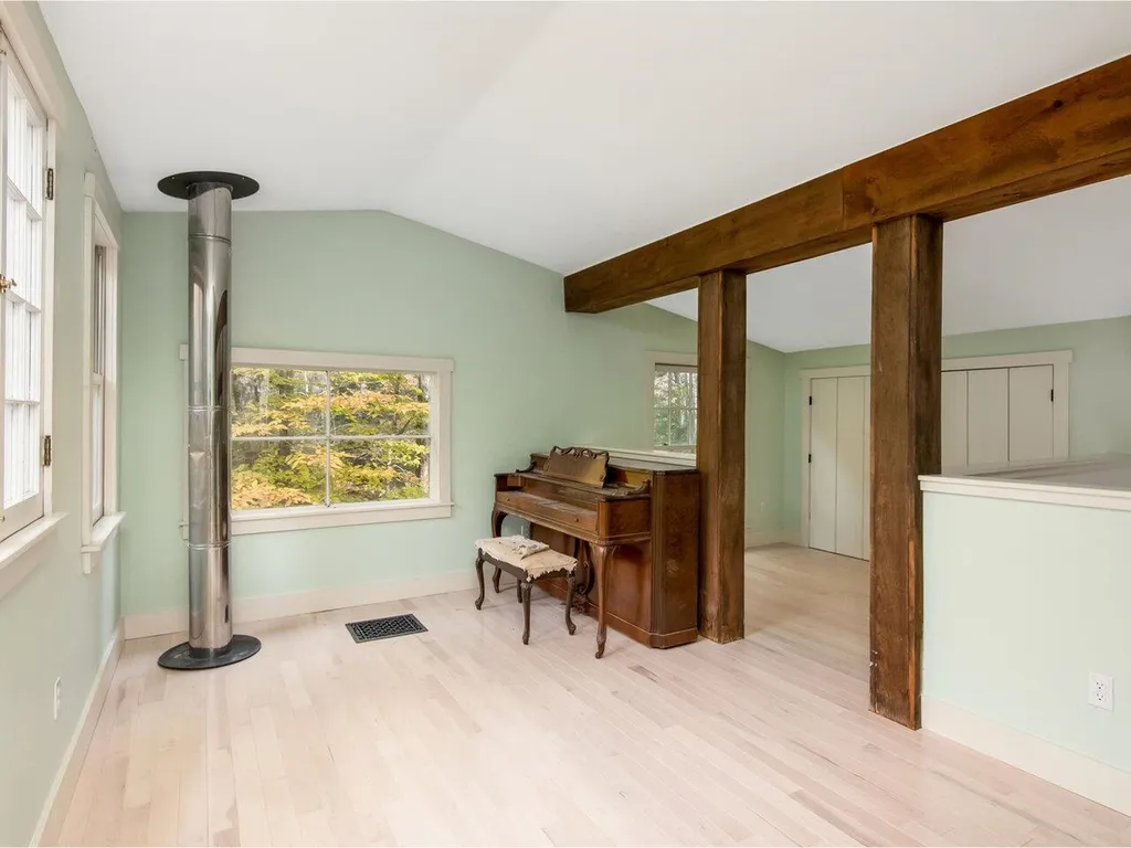 1727 Stage Road Richmond VT 05477