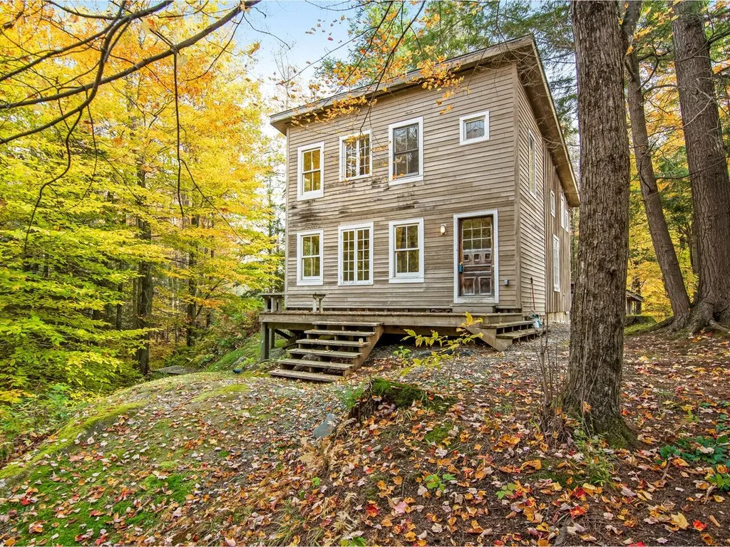 1727 Stage Road Richmond VT 05477