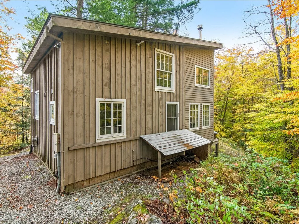 1727 Stage Road Richmond VT 05477