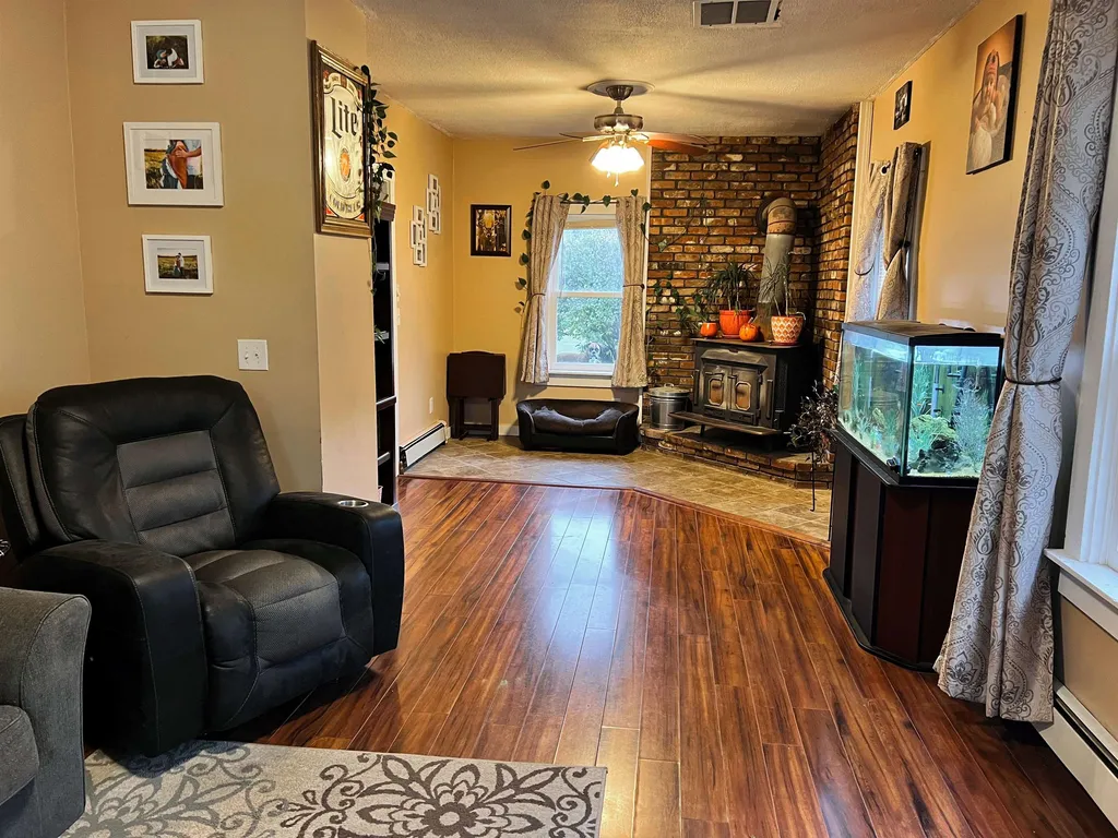 324 Corbin Road Newport NH 03773
