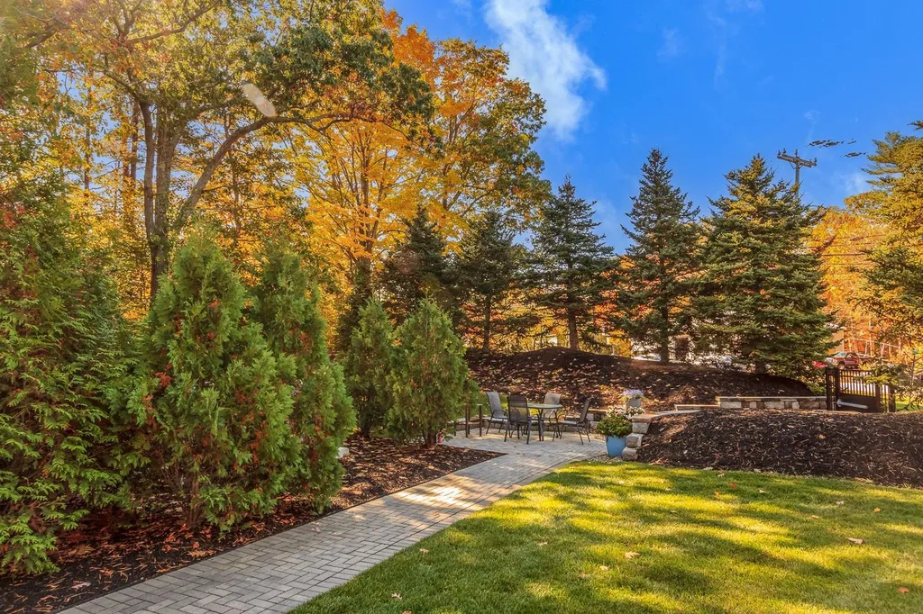 2075 Lafayette Road Portsmouth NH 03801