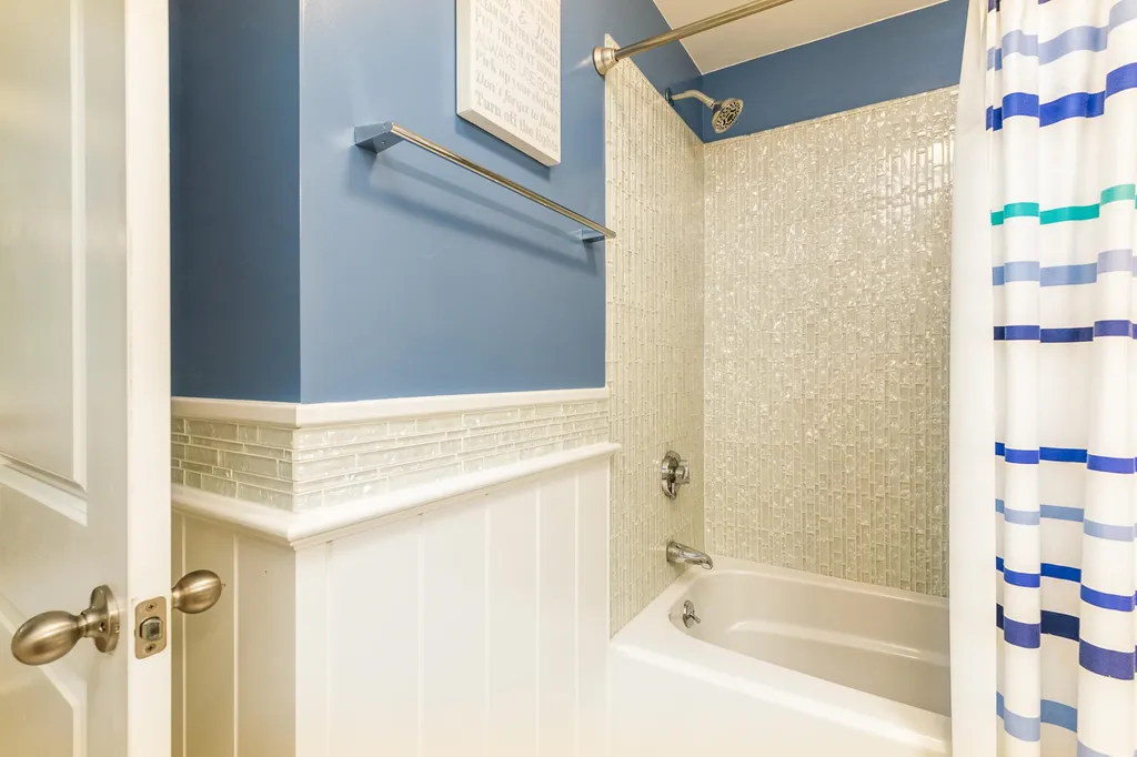 152 E Side Drive Alton NH 03810