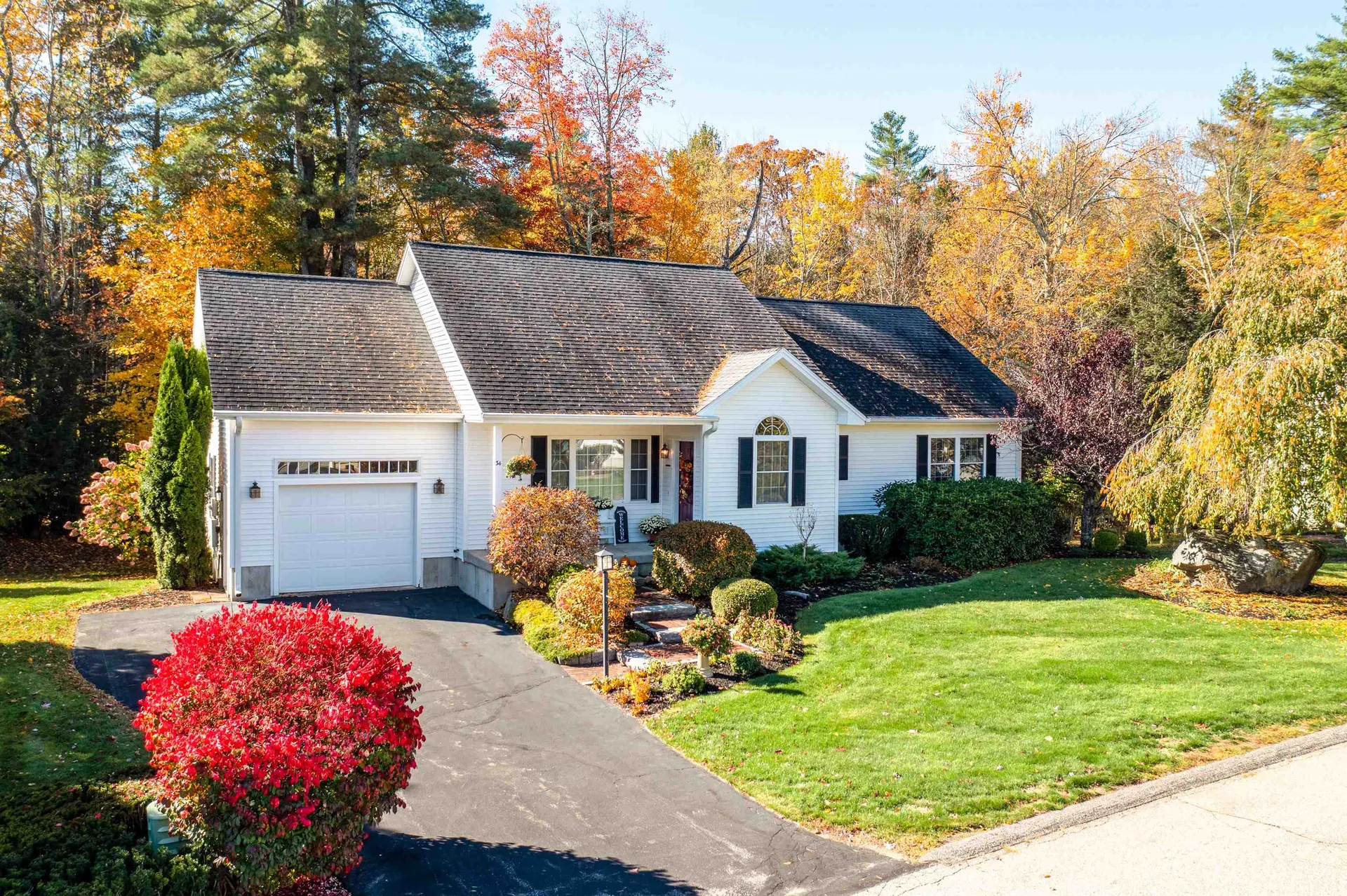 34 Briallia Circle Newmarket NH 03857