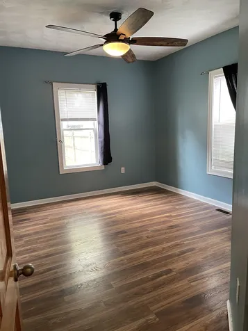11 Hobbs Avenue Nashua NH 03060