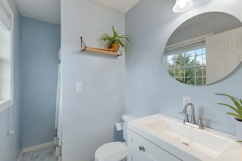 1551 1st Nh Turnpike Northwood NH 03261