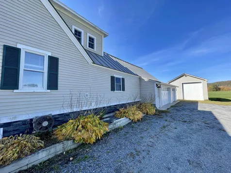 205 River Road Piermont NH 03779
