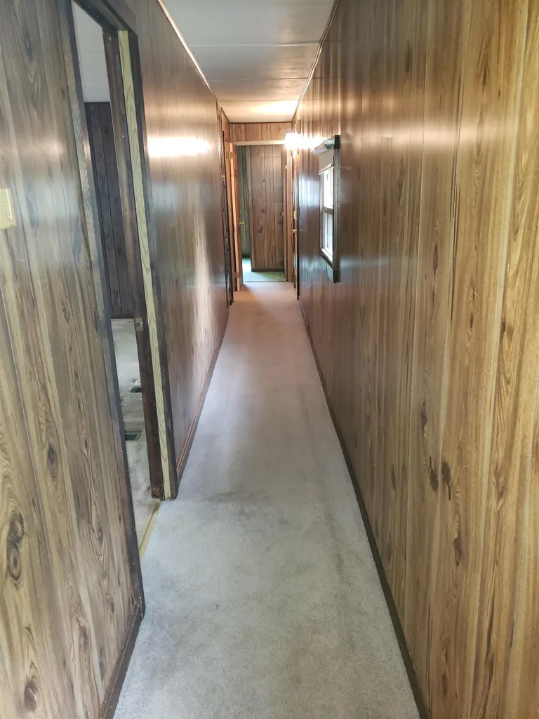 2 Larchen Lane Nashua NH 03063