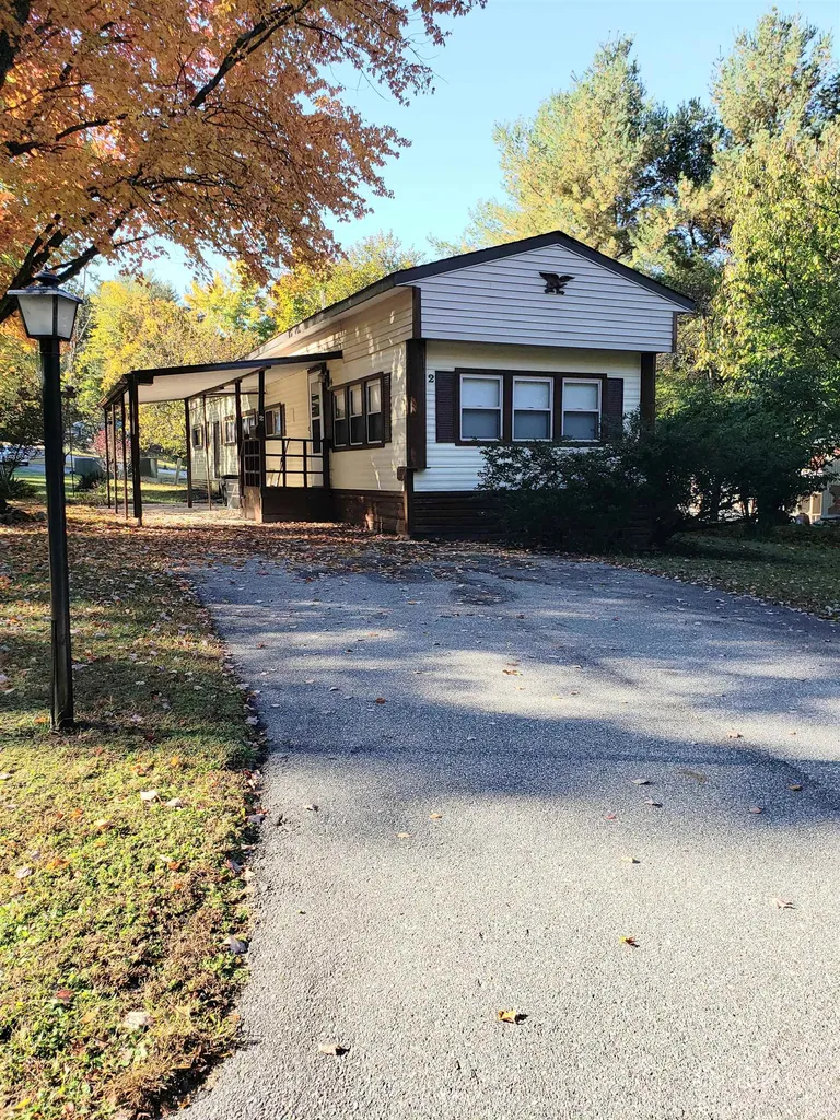 2 Larchen Lane Nashua NH 03063
