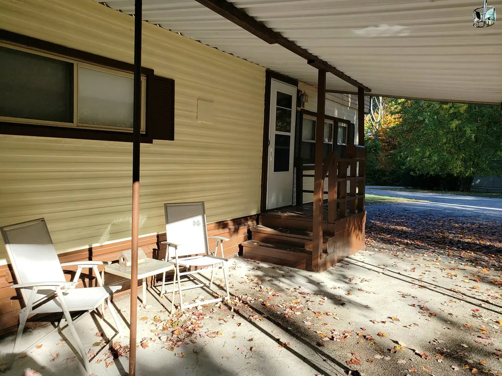 2 Larchen Lane Nashua NH 03063