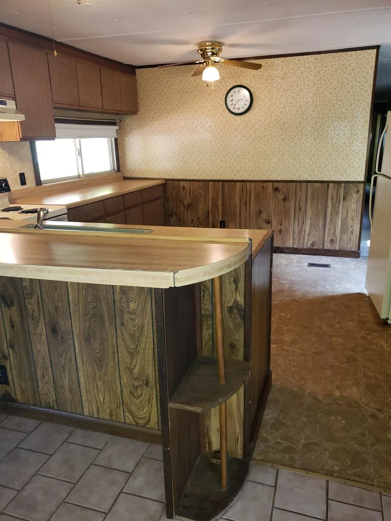 2 Larchen Lane Nashua NH 03063