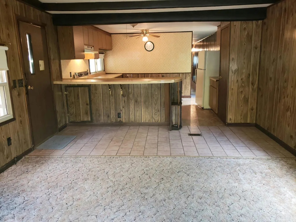 2 Larchen Lane Nashua NH 03063