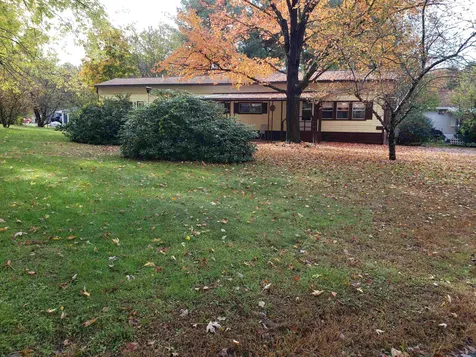2 Larchen Lane Nashua NH 03063