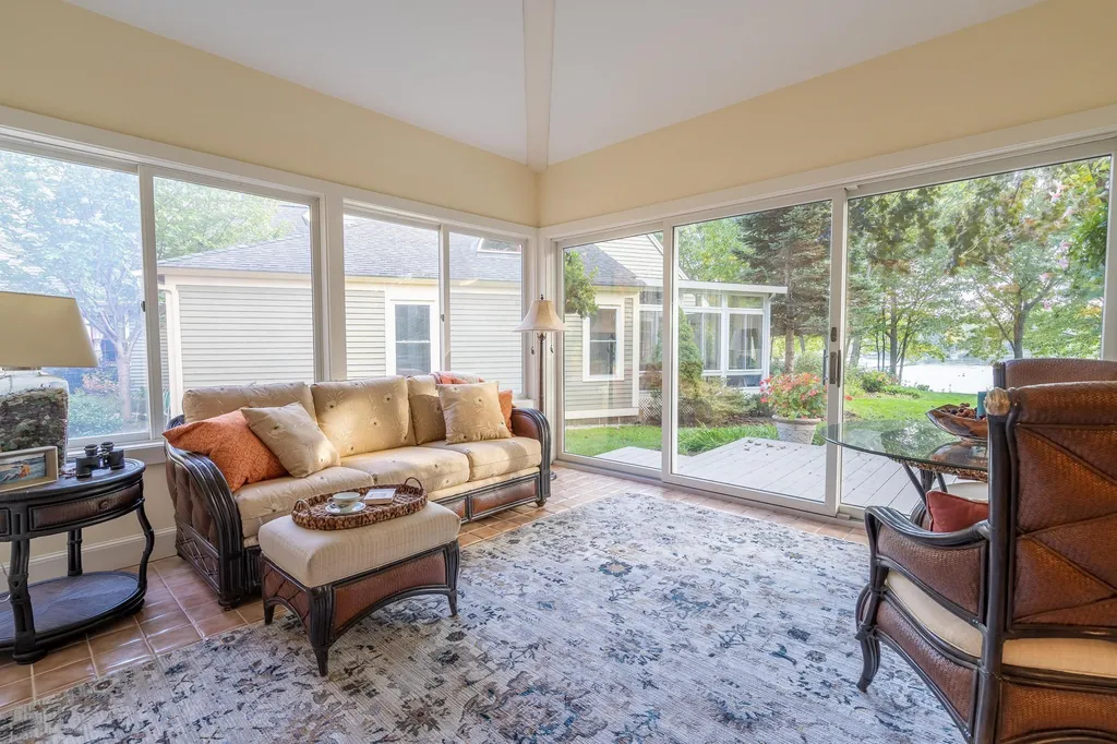 579 Sagamore Avenue Portsmouth NH 03801
