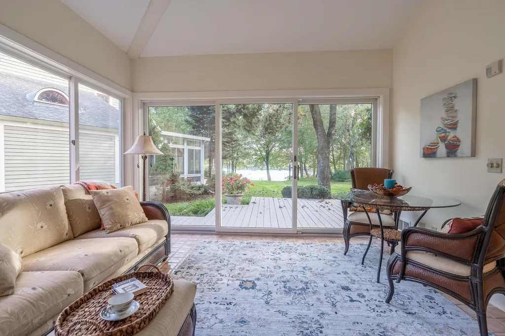 579 Sagamore Avenue Portsmouth NH 03801