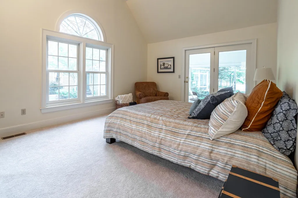 579 Sagamore Avenue Portsmouth NH 03801