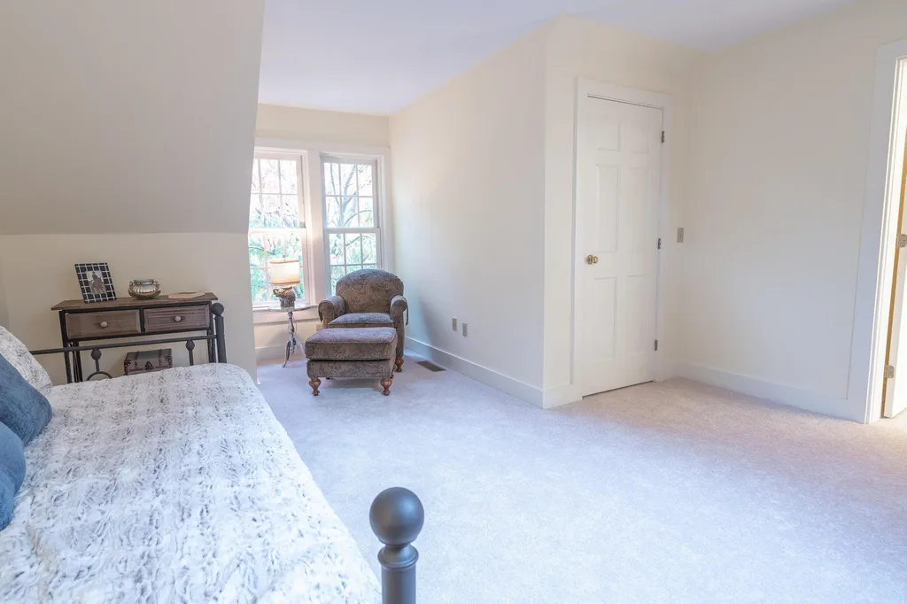 579 Sagamore Avenue Portsmouth NH 03801