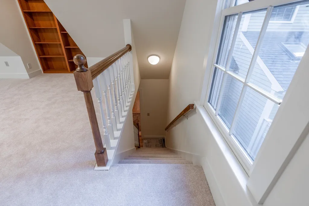 579 Sagamore Avenue Portsmouth NH 03801