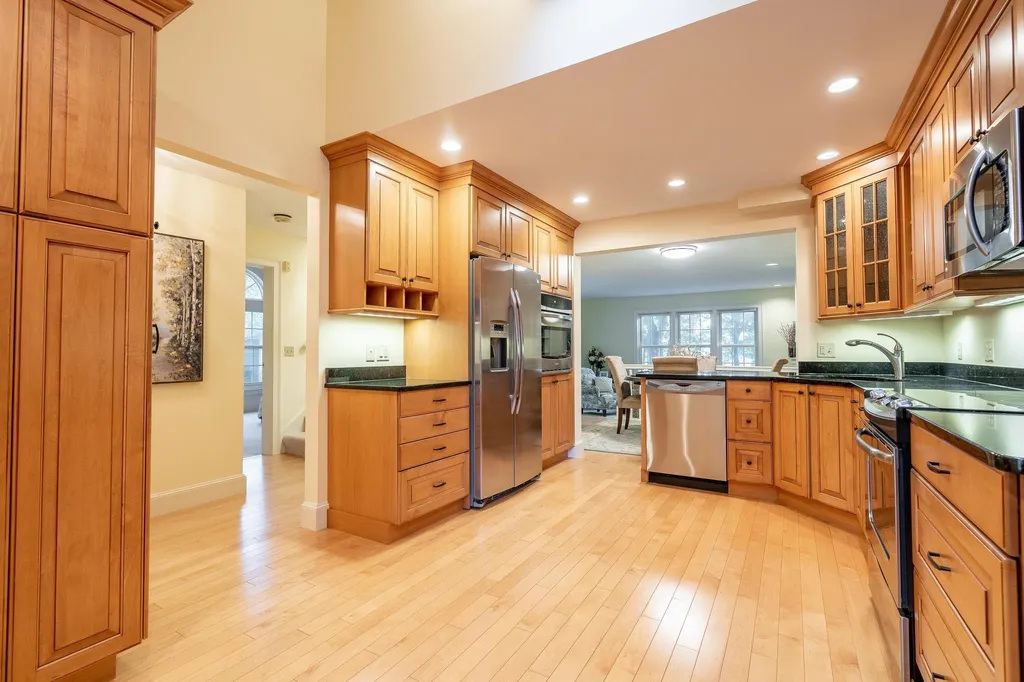 579 Sagamore Avenue Portsmouth NH 03801