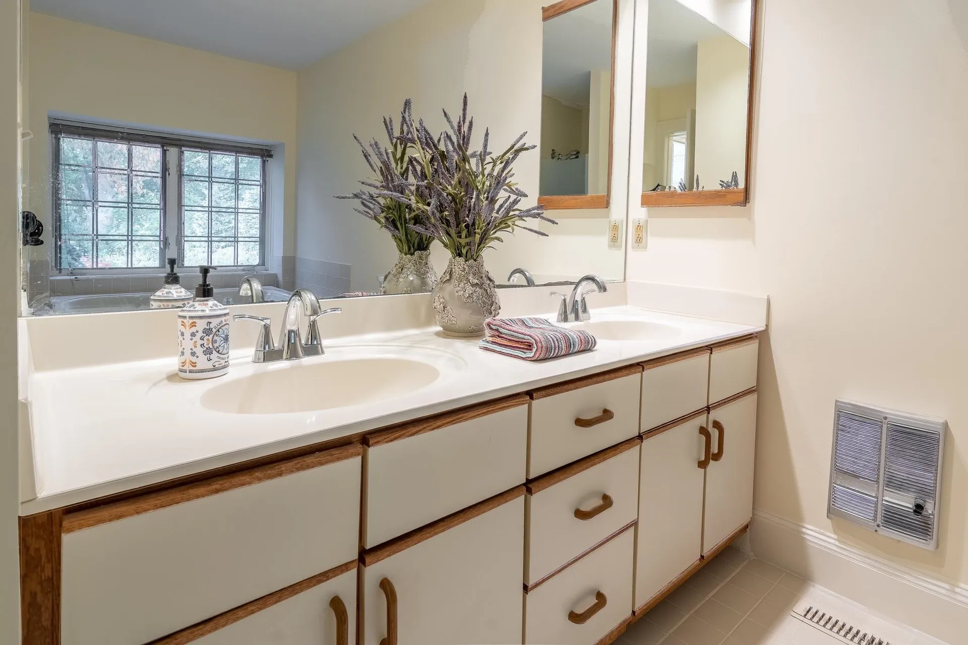 579 Sagamore Avenue Portsmouth NH 03801