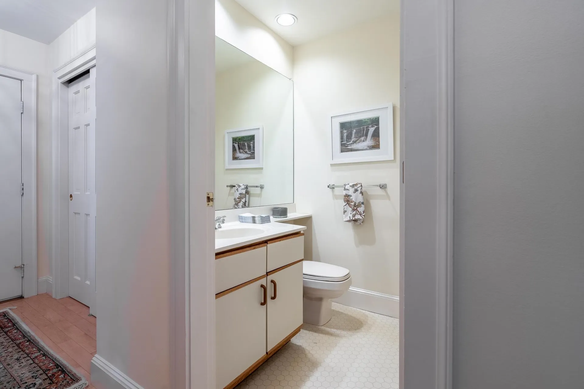 579 Sagamore Avenue Portsmouth NH 03801