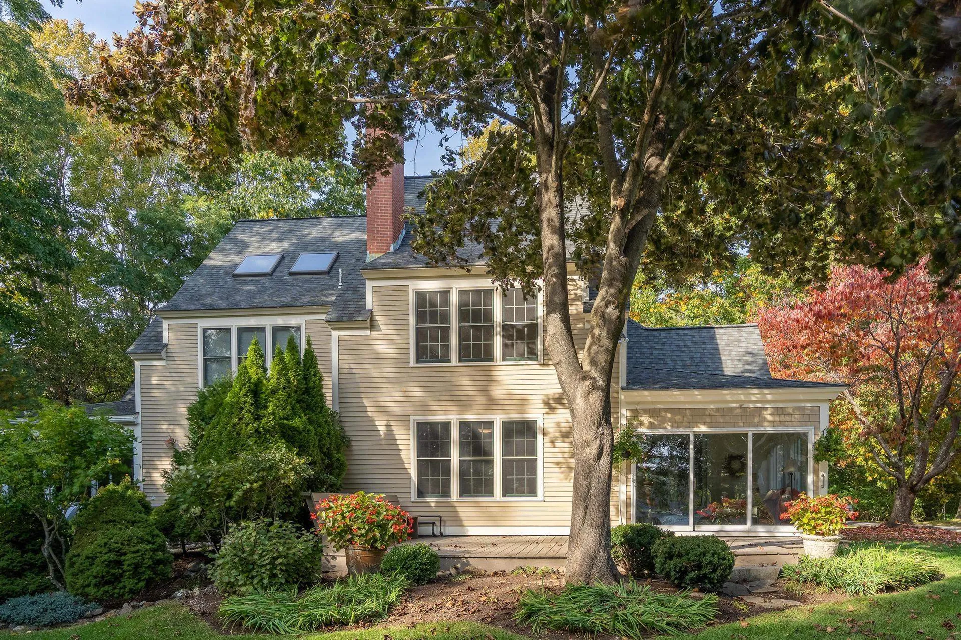 579 Sagamore Avenue Portsmouth NH 03801