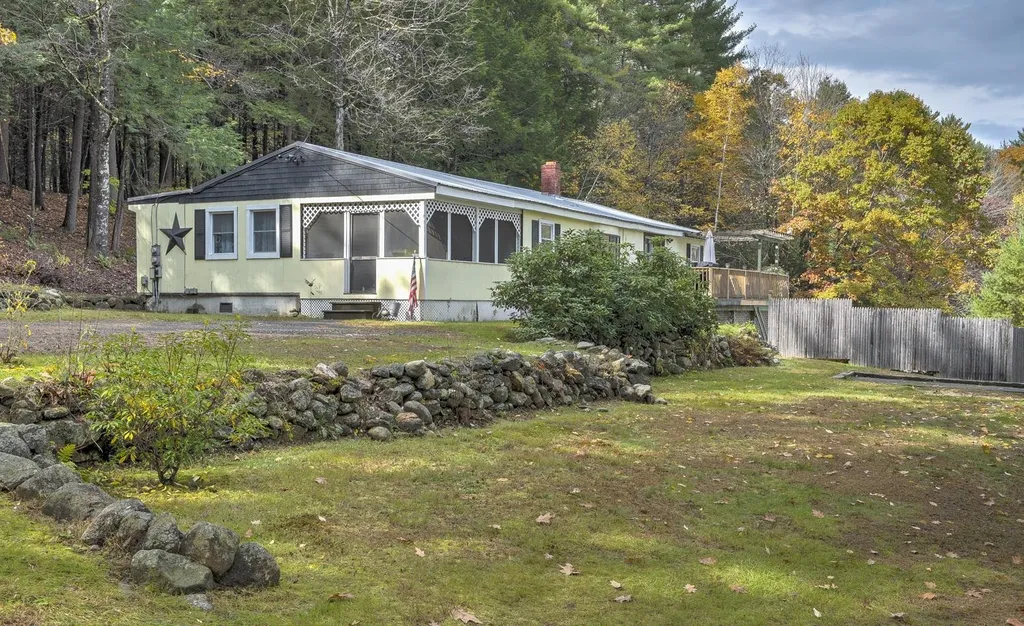 135 West Street Swanzey NH 03446