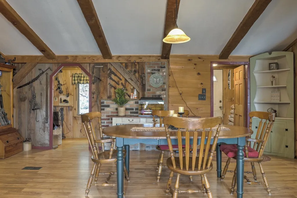 135 West Street Swanzey NH 03446