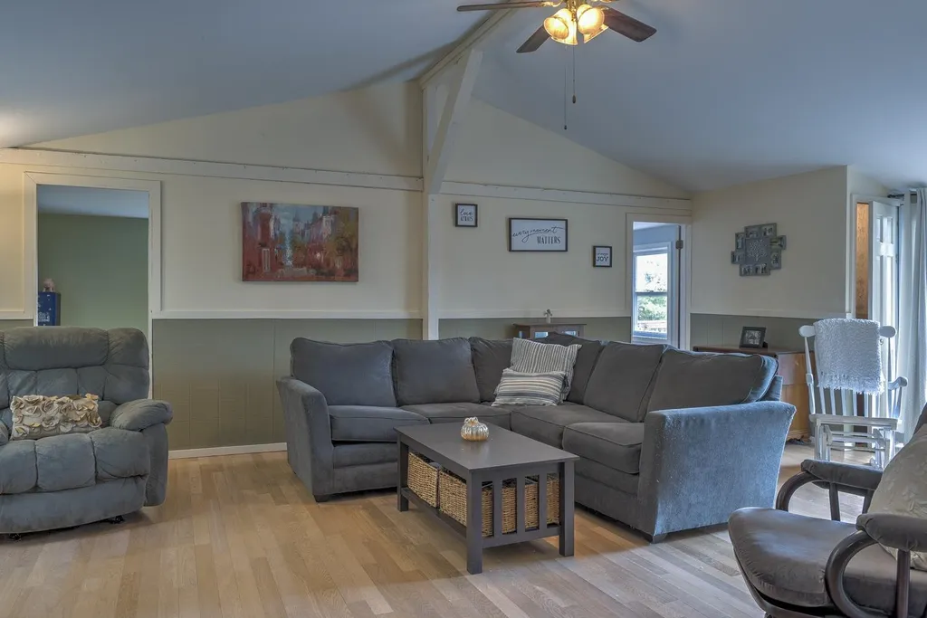 135 West Street Swanzey NH 03446