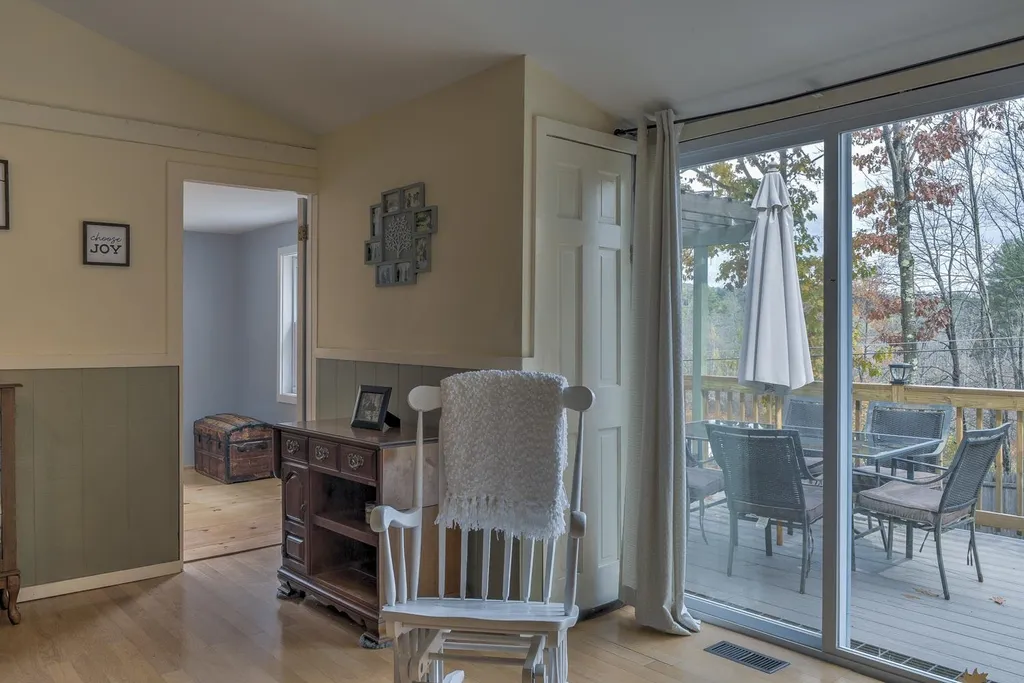 135 West Street Swanzey NH 03446