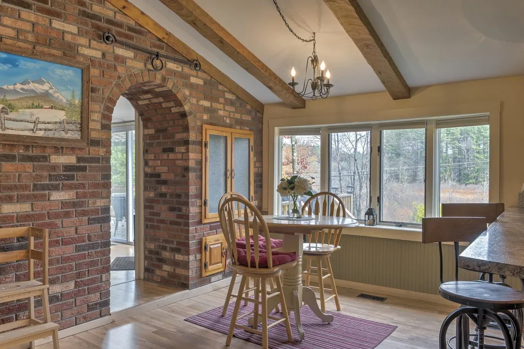 135 West Street Swanzey NH 03446