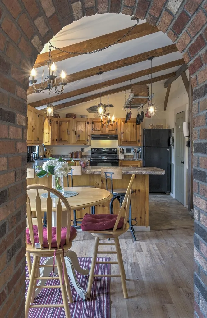 135 West Street Swanzey NH 03446