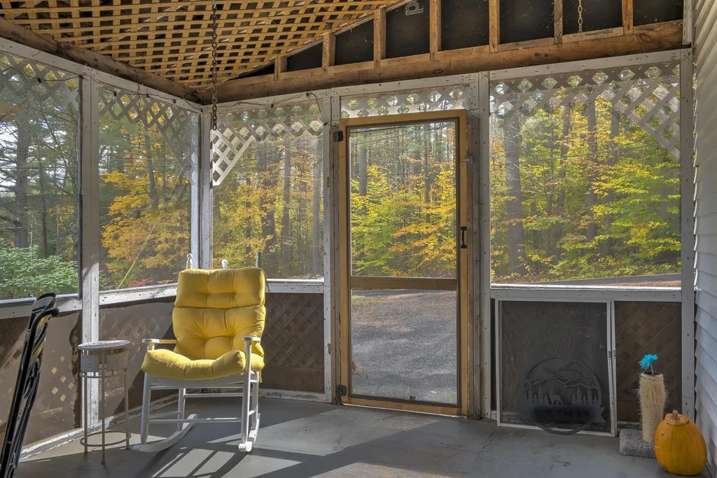 135 West Street Swanzey NH 03446